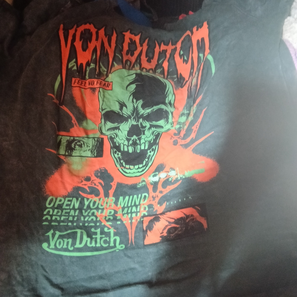 Von Dutch Graphic Tee with Skull Design